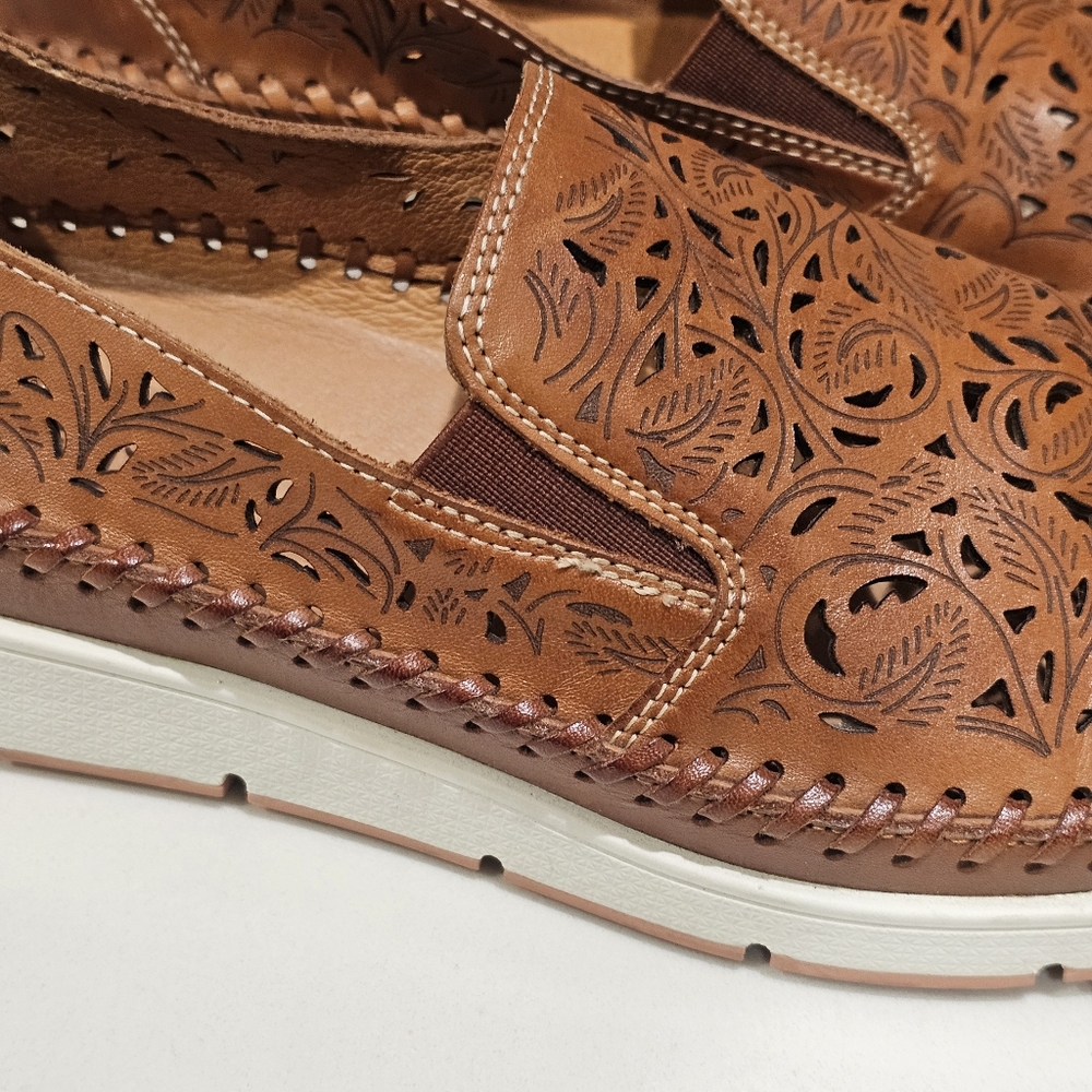 Pikolinos Tenerife Perforated laser cut Leather Loafers sneakers 10/10.5 41 - Picture 3 of 9